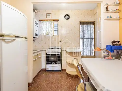 Depto Tipo Casa 3 ambientes con 2 baños