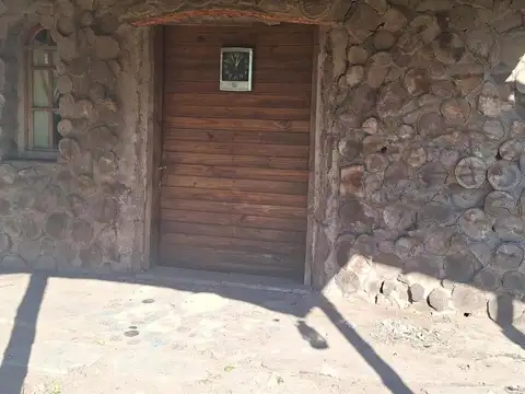 VENTA DE TERRENO CON QUINCHO RUSTICO