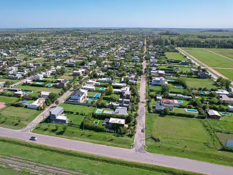 Terreno en Venta en Roldan, USD 150.000