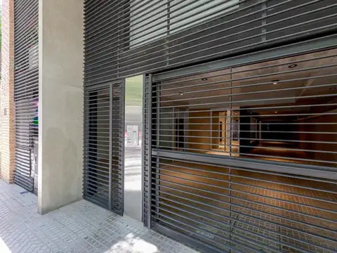 Oportunidad Venta Local Comercial/Oficina Profesional Vidriado Estrenar.La Sexta