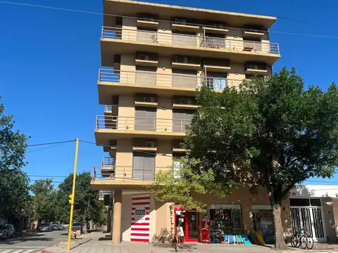 ALQUILER – DPTO. CENTRICO. 2 DORMITRO- AMUEBLADO