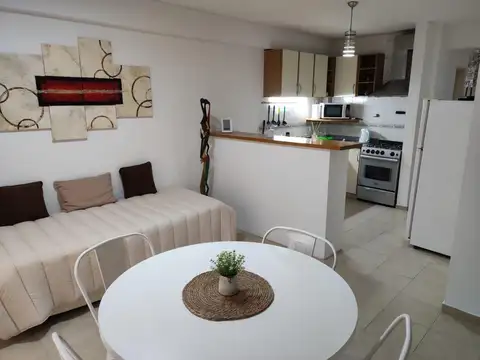 DEPARTAMENTO EN ALQUILER EN CALLE LA RIOJA NEUQUÉN al 1180