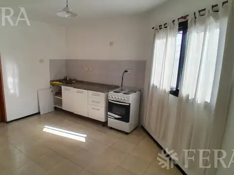 Departamento en Alquiler en Crucesita, $ 430.000