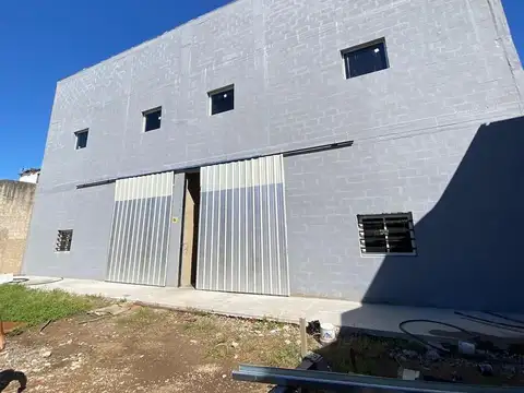 Galpon en Venta 20  mts Frente