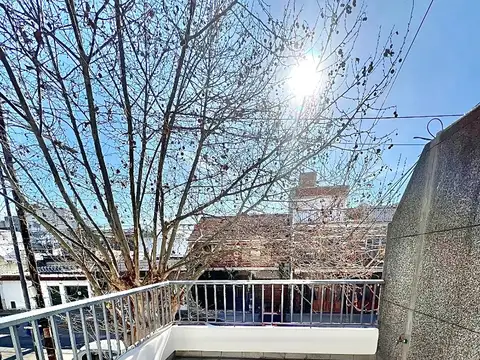 Depto Tipo Casa 4 ambientes con 1 baño