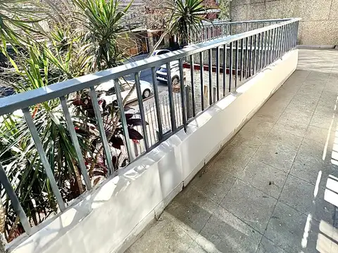 Depto Tipo Casa en Venta en Liniers, USD 180.000