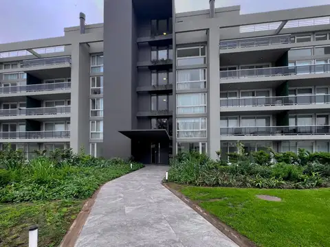 Departamento en Alquiler con 2 cocheras