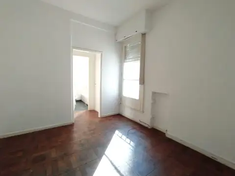DEPARTAMENTO 2 AMBIENTES EXCELENTE UBICACIÓN  