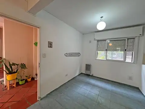Depto Tipo Casa en Alquiler de 2 dormitorios