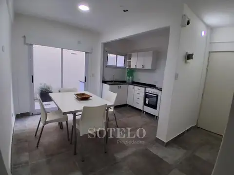 Depto Tipo Casa en Alquiler de 2 ambientes