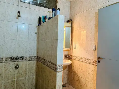 Casa 3 ambientes con 2 baños