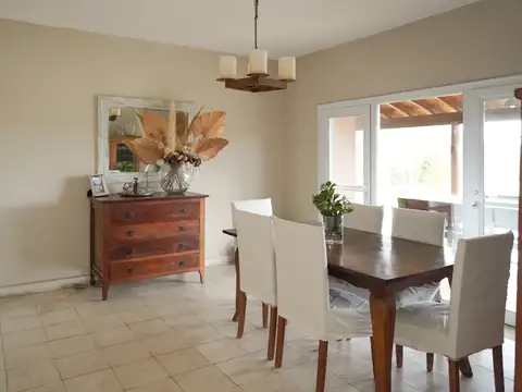 Casa en Venta en Manzanares, USD 390.000