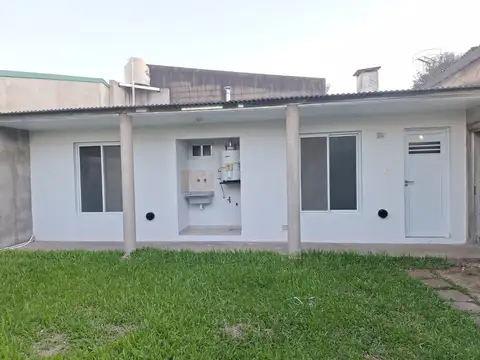 VENDO LOCAL COMERCIAL CON CASA EN VILLA ELISA 