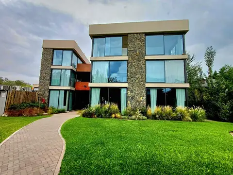 Venta Oficina en  Aldea Work Barrio Aldea Fisherton