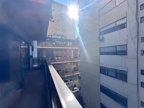 ALQUILER 5 AMBIENTES RECOLETA COCHERA BALCON SOL