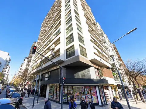Departamento 3 ambientes con dependencia en alquiler en Once