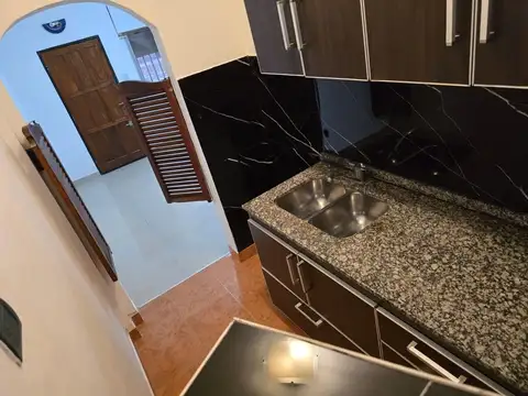 Depto Tipo Casa 3 ambientes con 2 baños