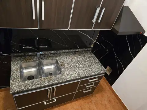 Depto Tipo Casa en Venta en Castelar Norte, USD 65.000