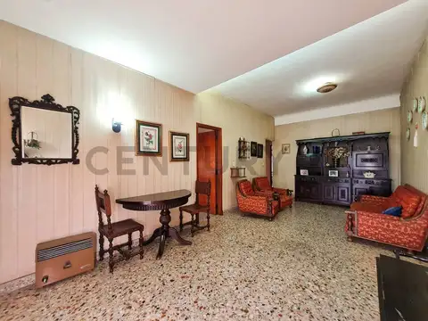 14A entre 473 bis y 474 100, Piso 0
