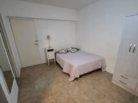Santiago Del Estero 1700, Piso 2