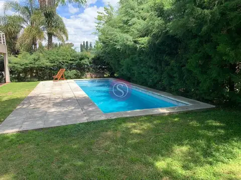 Casa en Venta con 1 cochera