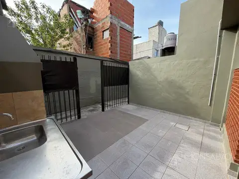 Los Ceibos al 1200 entre Drago y La Calandria