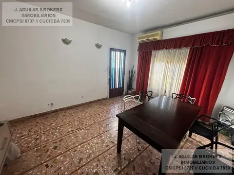 Casa 4 ambientes con 1 baño