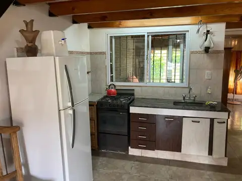 Casa en Alquiler con 1 cochera
