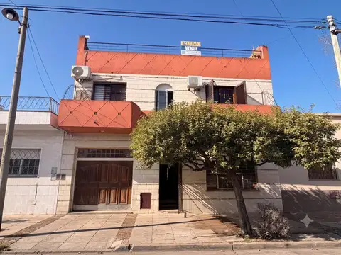 Amplia casa en VENTA, San Justo