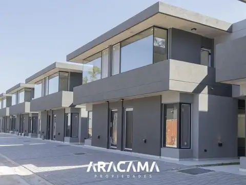 Duplex en Venta - Canning