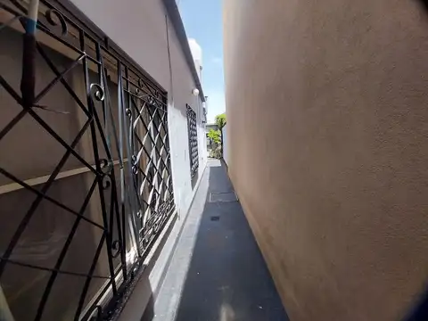 VENTA CASA 3 AMB CON COCHERA PATIO Y QUINCHO GERLI