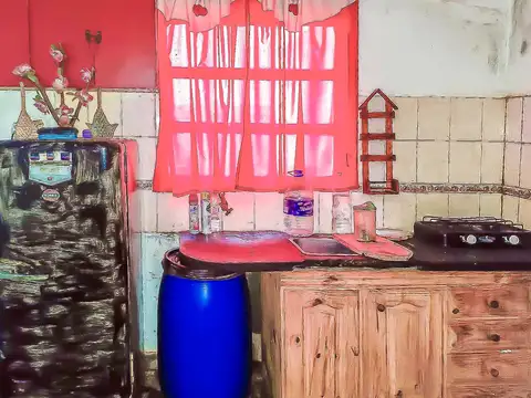Casa 3 ambientes con 1 baño