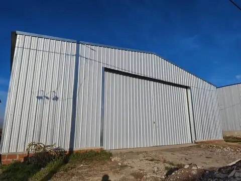 Galpón 200 m2 - Zona industrial 