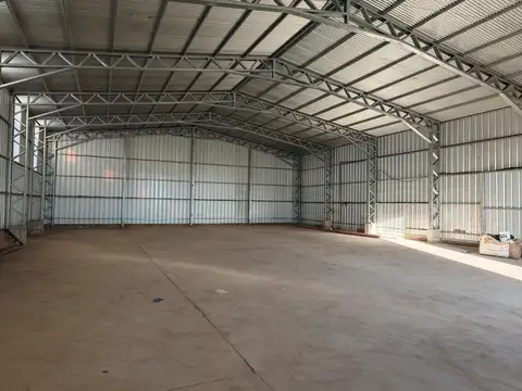 Galpon en Alquiler 16  mts Frente