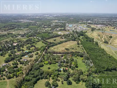 Lote de 926m² en venta en La Tartana Pilará