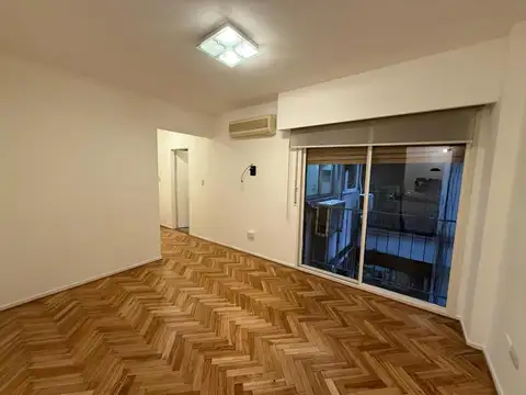 Departamento de 2 ambientes refaccionado a nuevo.