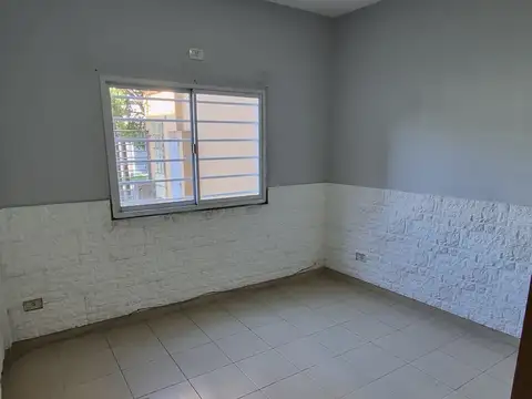 Departamento en Alquiler en San Justo, $ 450.000