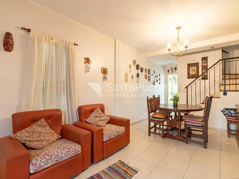 Depto Tipo Casa en Venta con 1 cocheras