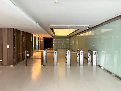 Oficina en Alquiler en Olivos, USD 20.223