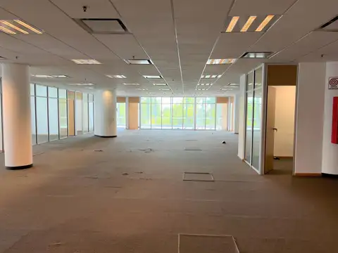 Oficina Monoambiente con 6 baños