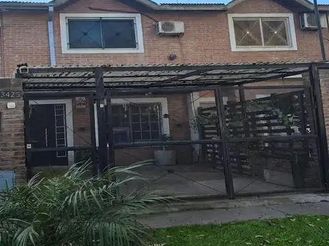 CASA DUPLEX EN VENTA 2 DORMITORIOS GARAGE LOS POLVORINES