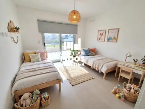 Casa 5 ambientes con 3 baños