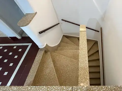 VENTA P.A SOBRE BV. GALVEZ AL 1900. IMPECABLE