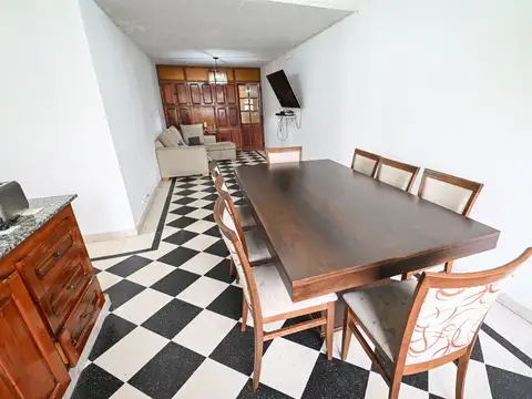 Casa en Venta con 1 cochera