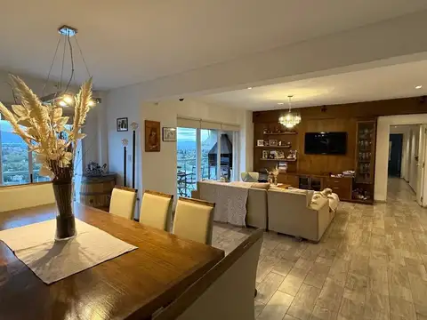 Departamento en venta c/ cochera en Centro