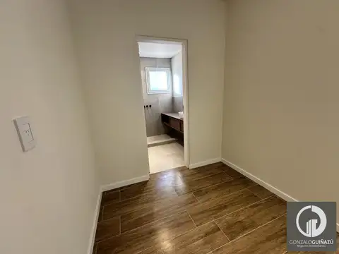 Casa en VENTA A ESTRENAR 3 DORMITORIOS CON COCHERA