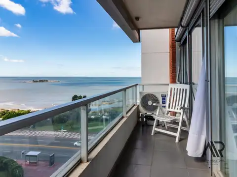 Apartamento en venta 3 dormitorios c/ cochera en Malvin