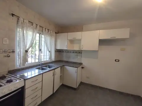 Depto Tipo Casa en Venta de 3 dormitorios