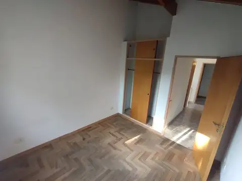 Depto Tipo Casa en Venta en Tigre Centro, USD 200.000