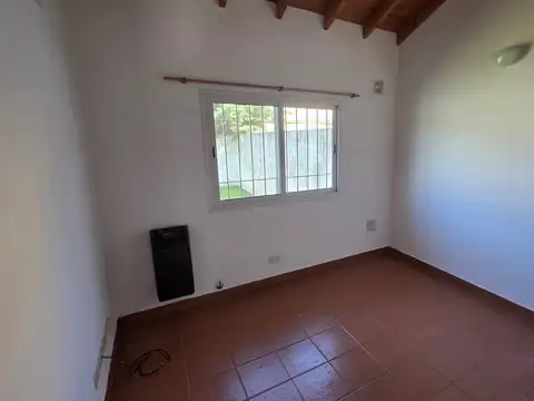 Casa en Alquiler en Pacheco Sur, $ 1.500.000
